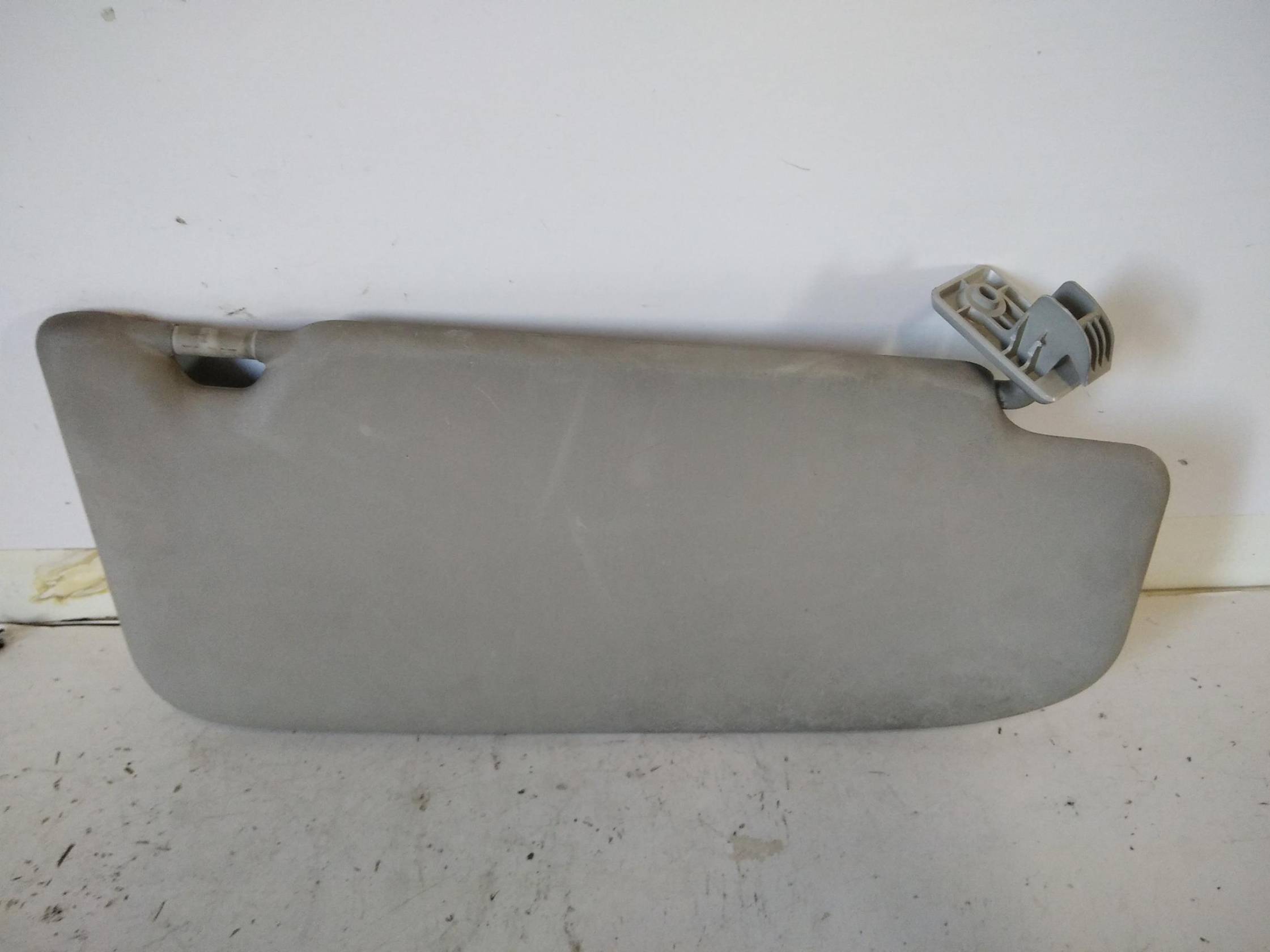 Aletta parasole parabrezza sx.